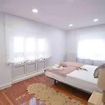 El Oasis De By Just Apartament *
