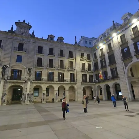 El Oasis De By Just Santander